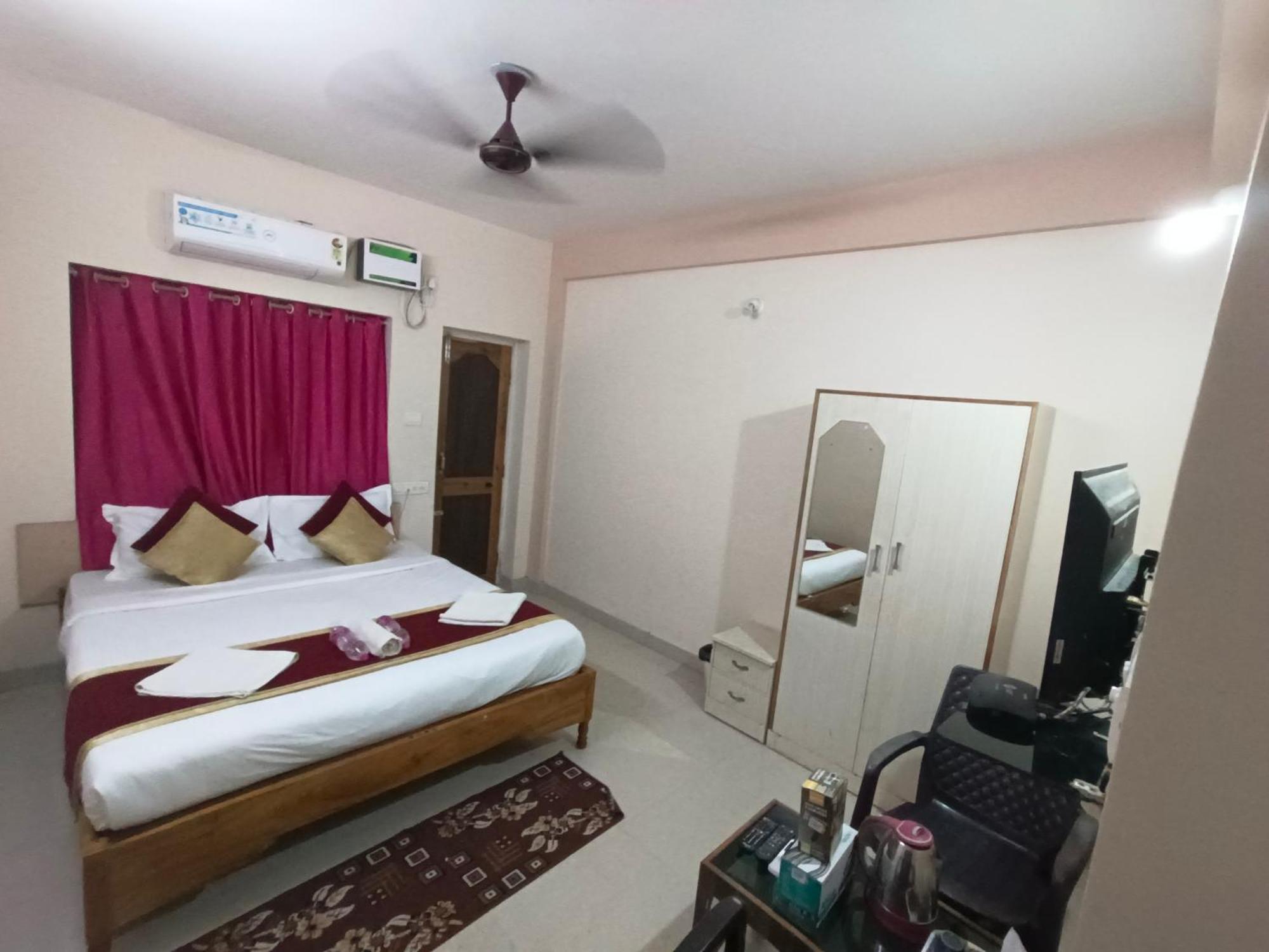 Hotel Bay Beach Inn Puri Exterior foto